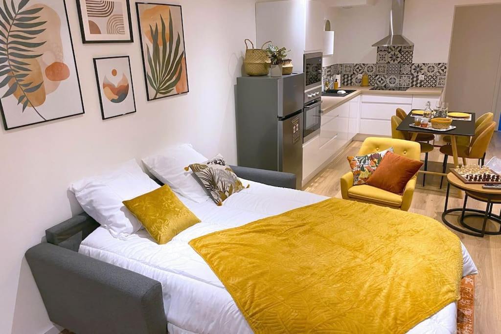 Appartement Le Val De Coeur à Valence  Extérieur photo